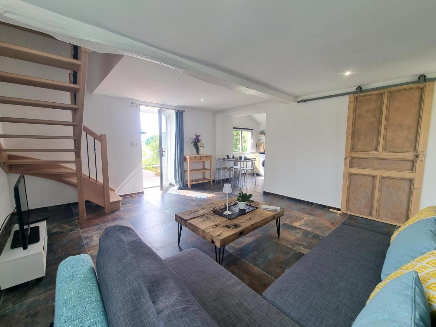 Villemontais La Ferme Des Galoches Bed & Breakfast エクステリア 写真